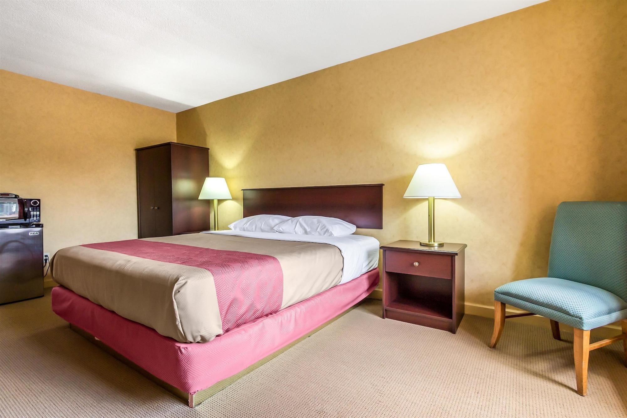 Motel 6-Trenton, On ภายนอก รูปภาพ
