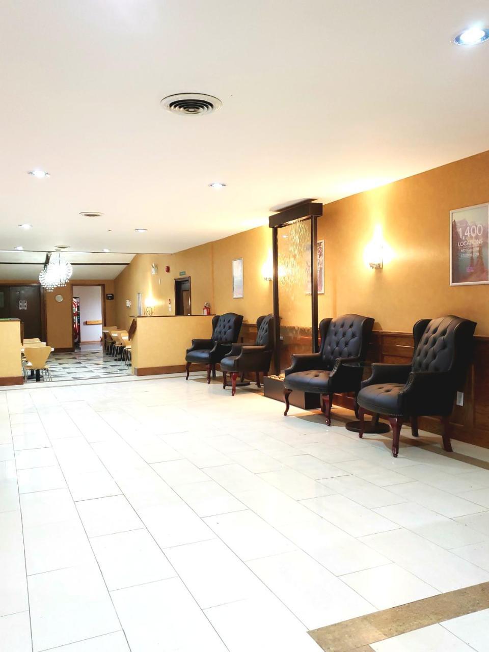 Motel 6-Trenton, On ภายนอก รูปภาพ