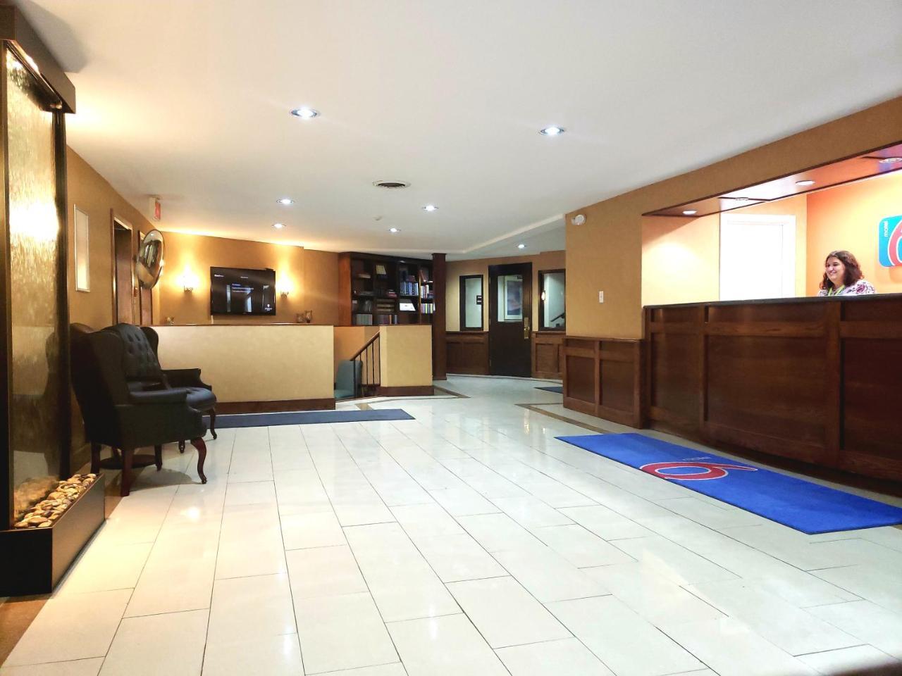 Motel 6-Trenton, On ภายนอก รูปภาพ